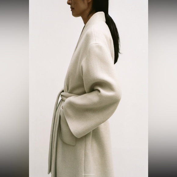 ZARA MINIMALIST COAT WITH MANTECO WOOL - Picture 4 of 9